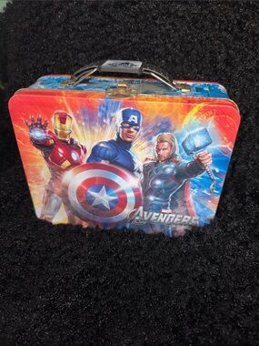 Marvel Avengers Tin Lunchbox - Red Blue Gold